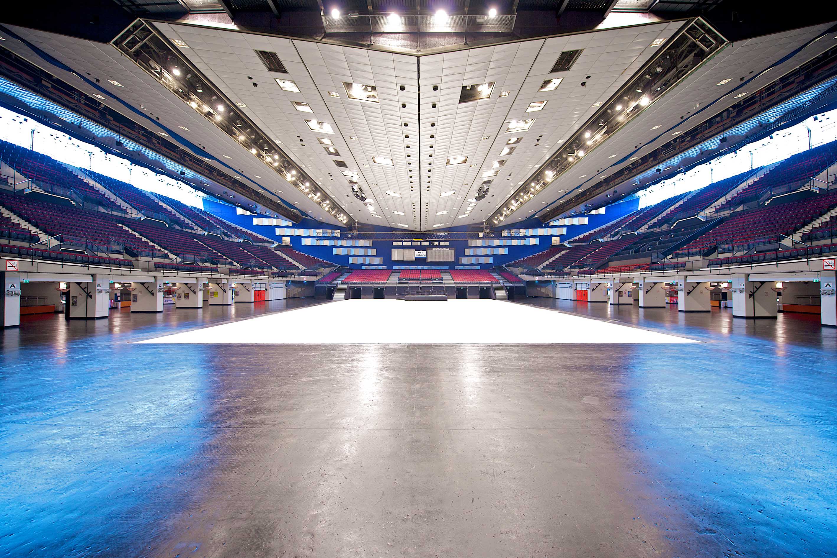 Wiener Stadthalle Meeting vienna info