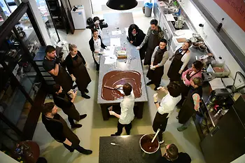 Gruppe bei Schokoladen Workshop