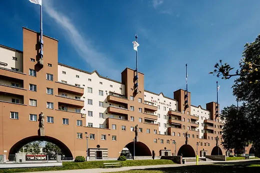 Gemeindebau, Karl Marx Hof, Aussenansicht, Innenhof, Park