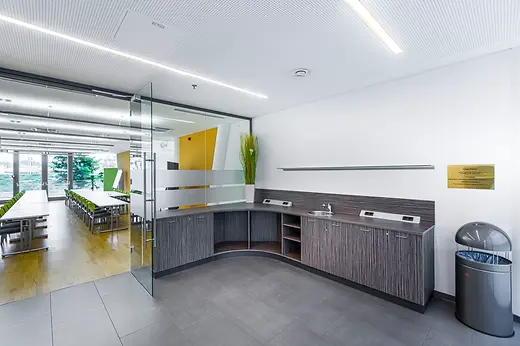 Catering-/Garderobenbereich - Seminarraum Grete Rehor O403