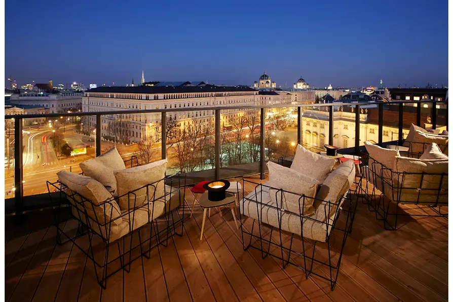 25hours Hotel beim Museumsquartier Dachboden Terrace