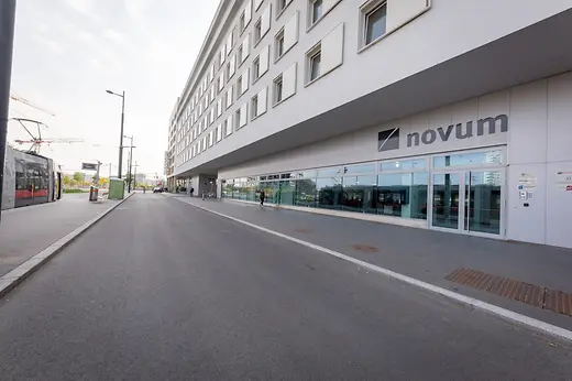 novum Wien Hauptbahnhof Entrance
