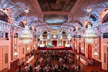Hofburg Vienna Festsaal Bankett Ambientelicht Decke