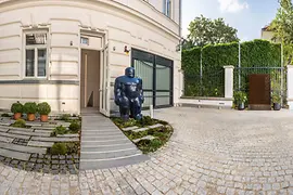 Raum Salmgasse courtyard