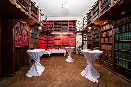 Billrothhaus Small Library
