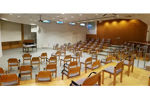 Am Spiegeln dialog.hotel.wien Saal