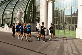 Eine Gruppe beim Joggen