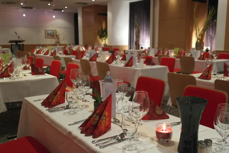 Ibis Wien Mariahilf Schnitzler, Raimund, Nestroy