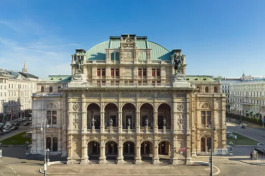 Staatsoper Wien Front