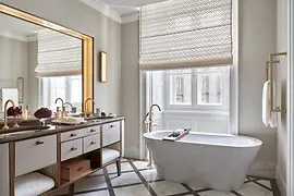 Hotel Rosewood Vienna, interior, bathroom with bathtub