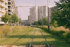 Sonnwendviertel, Straßenbahngeleise