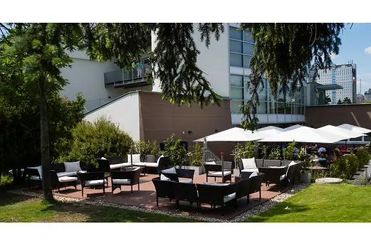  UniCredit Center am Kaiserwasser Restaurantterrasse