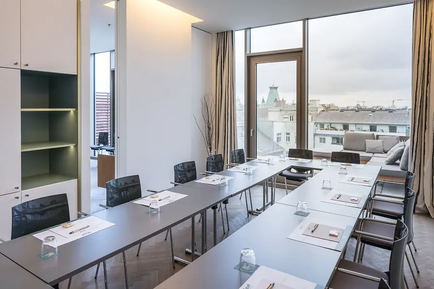 Maxx by Steigenberger Boardroom 7. Stock