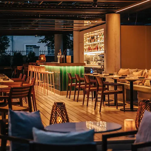 Hotel Zola Restaurant Zazatam