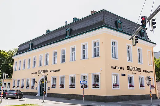 Naoleon Außenansicht