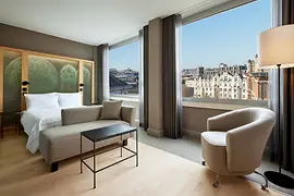 Le Méridien Wien Superior City View Queen Room