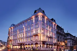 Hotel Sans Souci Fassade