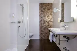 Hotel Imlauer Bathroom