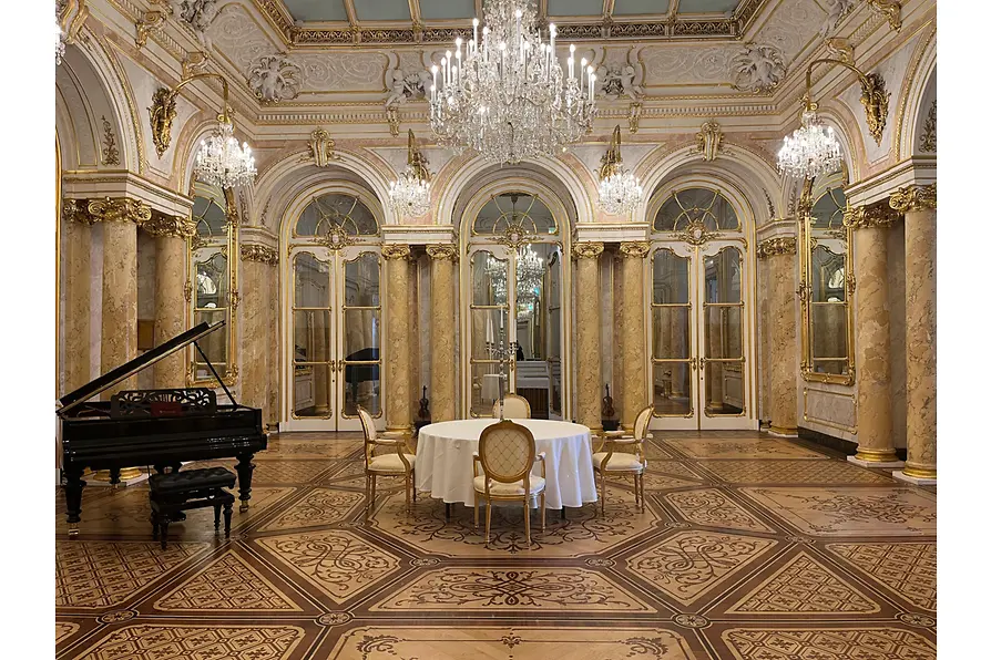 Palais Coburg Spiegelzimmer