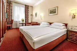 Erzherzog Rainer Hotel room